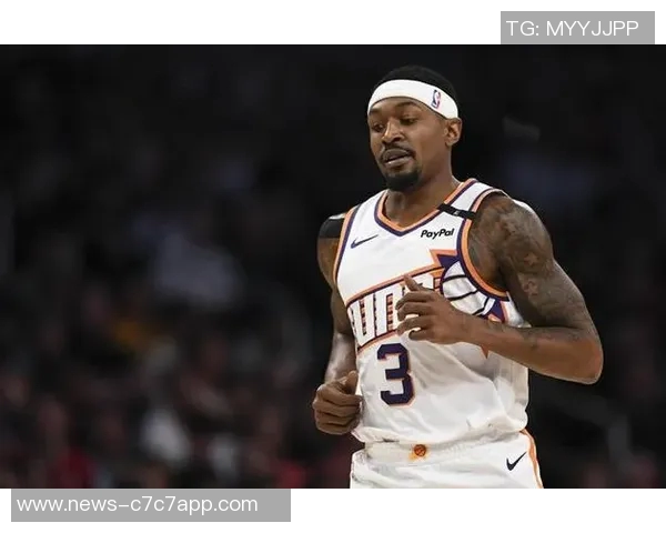 小卡谈比尔的时间限制赛季初期表现需耐心观察一月份的变化 小卡谈比尔的时间限制赛季初期表现需耐心观察一月份的变化