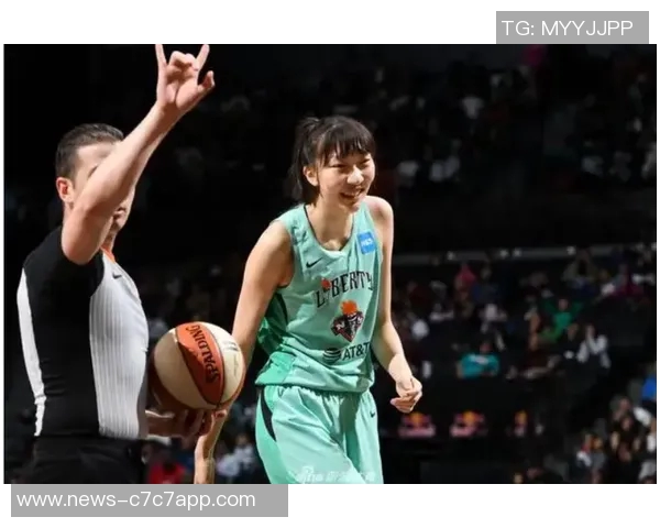 杰伦布朗末节狂砍13分全场贡献35分4篮板8助攻助力球队取胜