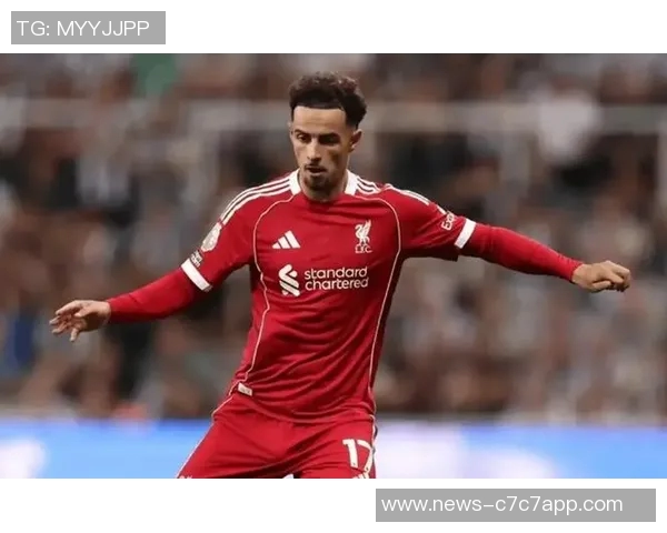 琼斯称赞萨拉赫并非针对球队表现大家依然支持他 琼斯称赞萨拉赫并非针对球队表现大家依然支持他